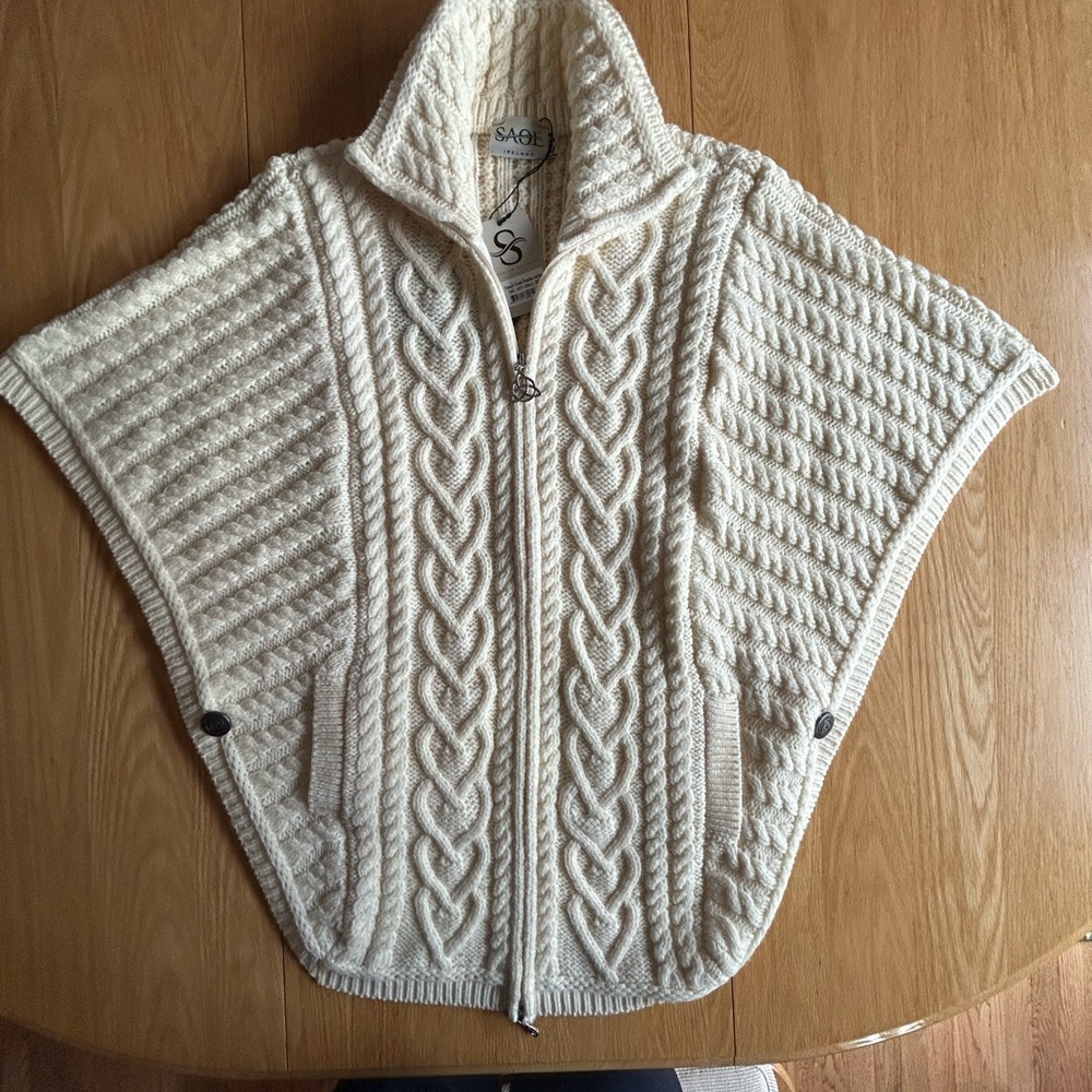 Irish Poncho Jacket zipper